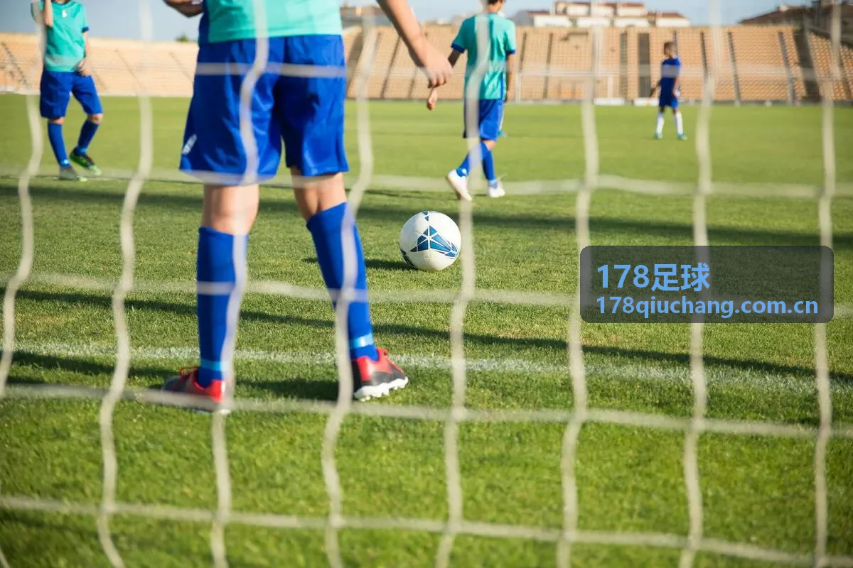 178足球体能教练张教练